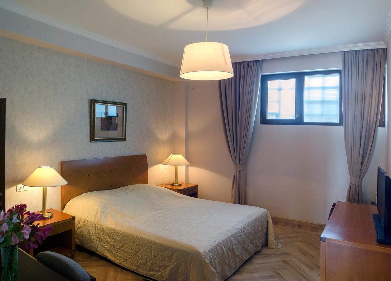 Tiflislux Apartment - Old City Philarmonic Luaran gambar
